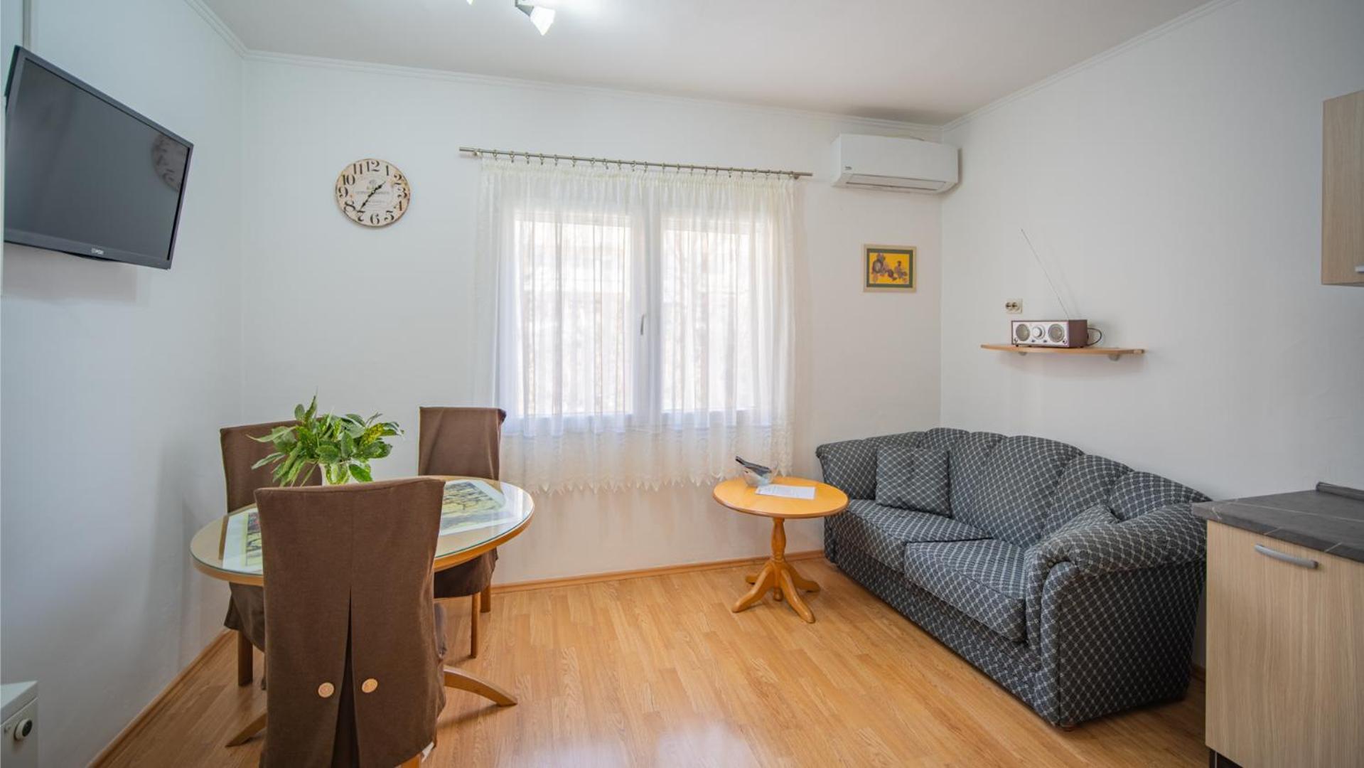 Daire Ana Tivat